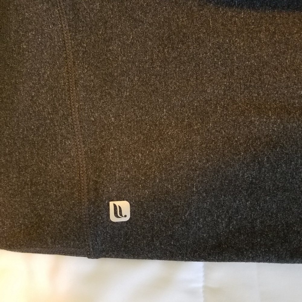 Fabletics salar solid print legging